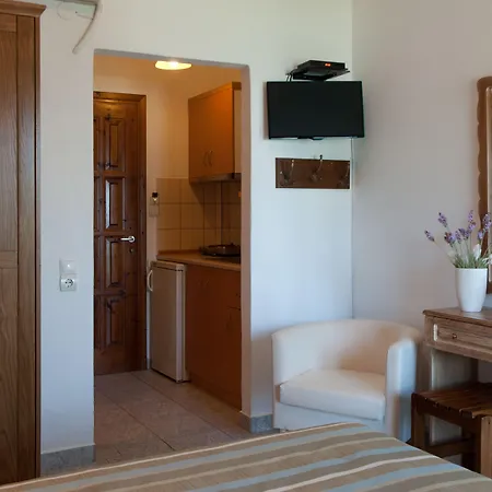 Kamares House & Studios Apartment *