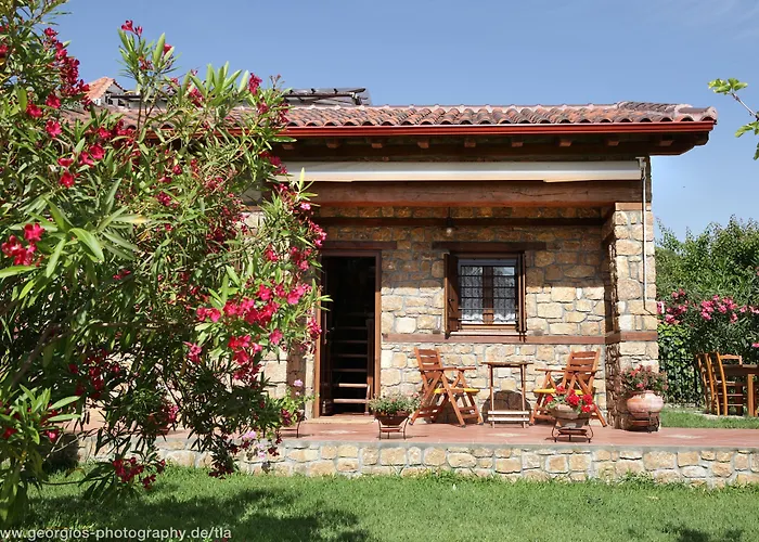 Kamares House &