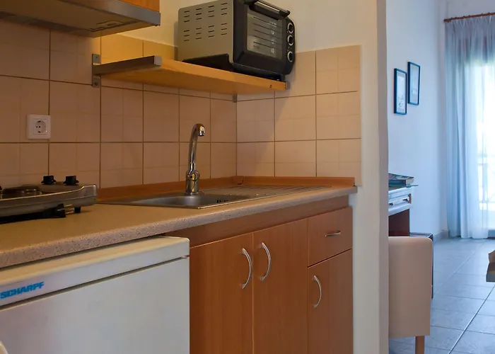 公寓 Kamares House &