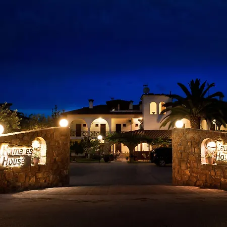 Kamares House & Vourvourou