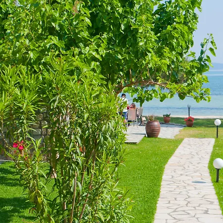 Kamares House & Apartmán