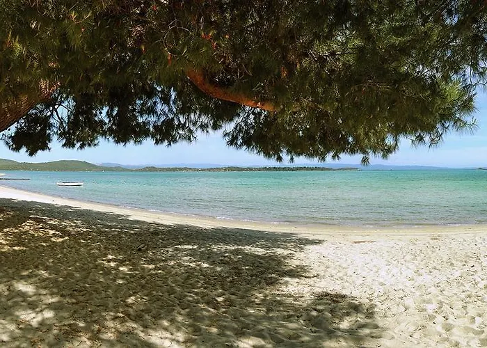 Apartman Kamares House &